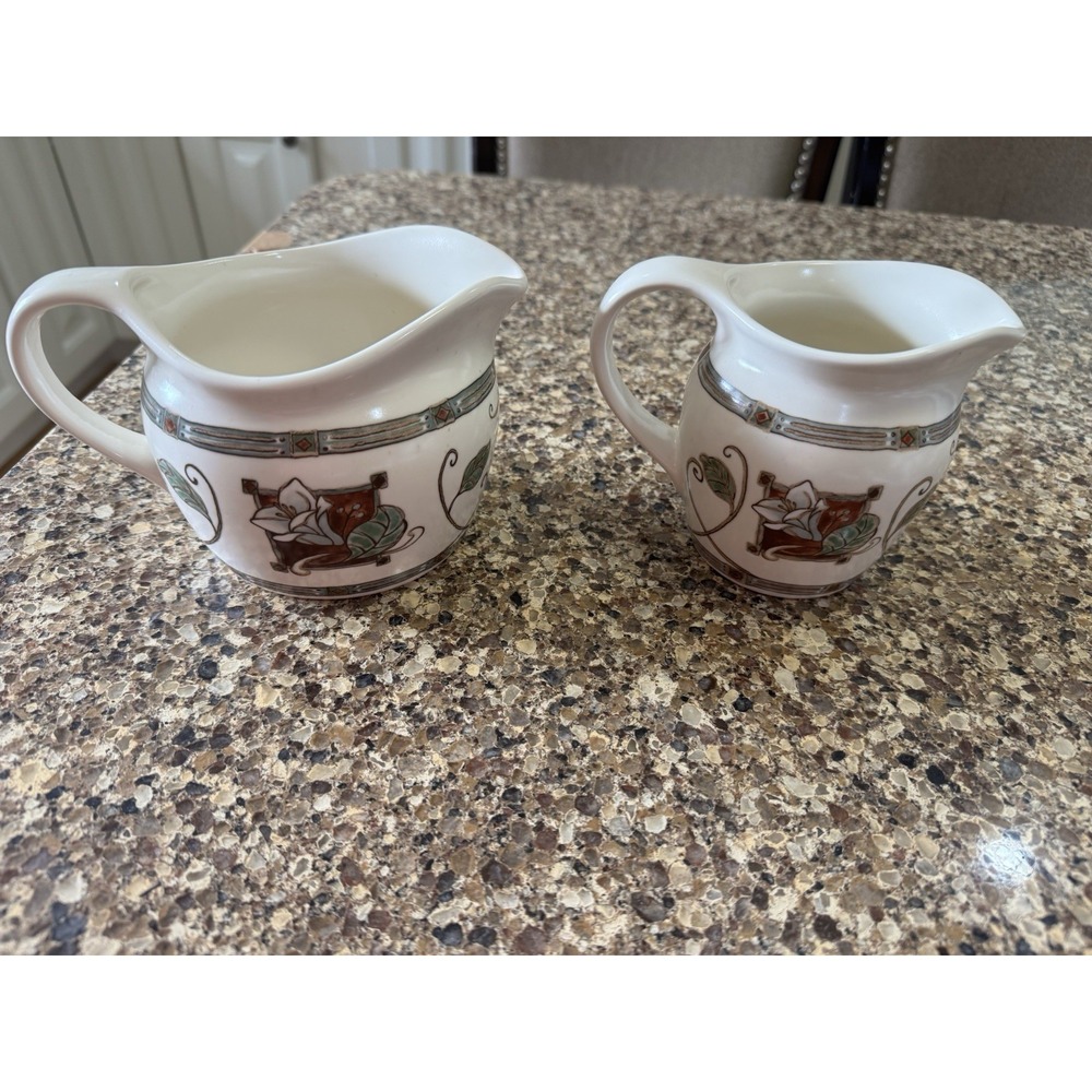 VTG‎ Set of 2 Pfaltzgraff Mission Flower Creamer Pitcher Gravy Boat Large Small